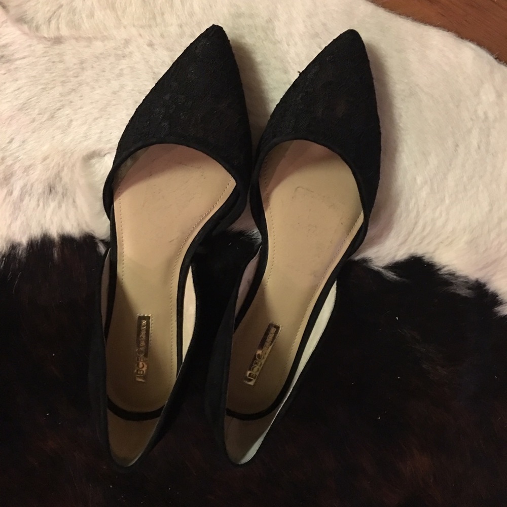 BCBG Generation black pointy-toe flats